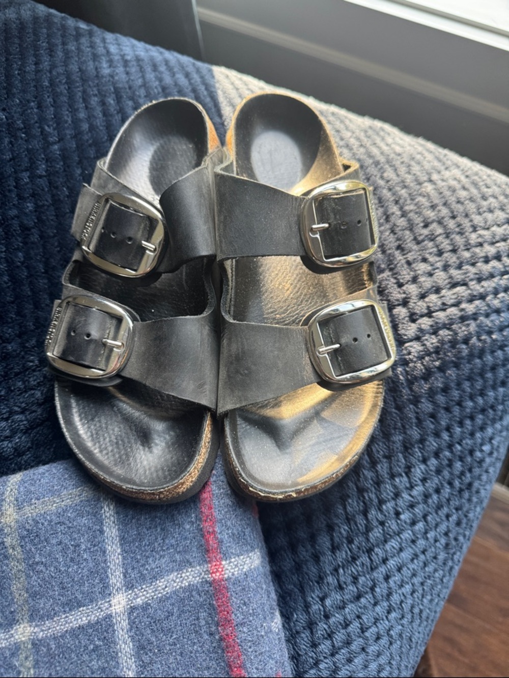 Black Birkenstock leather sandals with silver buckle 37/7 - Picture 4 of 4
